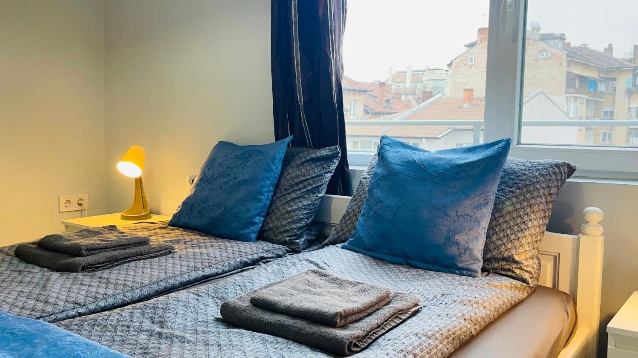 شقة Cozy Spot By The Lions' Bridge صوفيا المظهر الخارجي الصورة